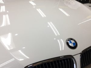 BMW3・リアルガラスコート後のボンネット2